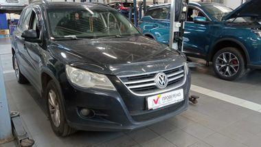 Volkswagen Tiguan 2011 года, 258 958 км - вид 2