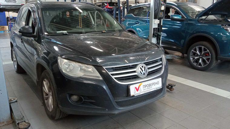 Volkswagen Tiguan 2011 года, 258 958 км - вид 2