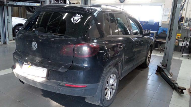 Volkswagen Tiguan,  - вид 2