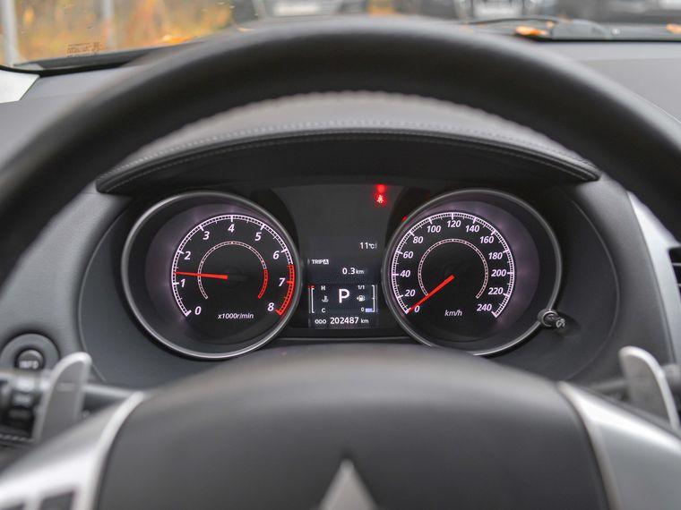 Mitsubishi Outlander,  - вид 4