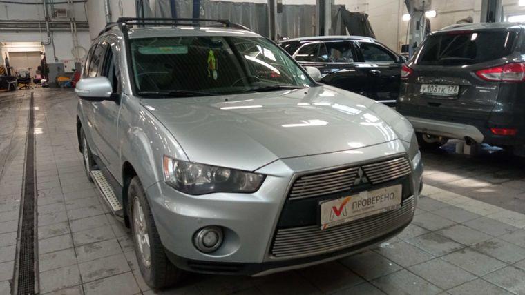 Mitsubishi Outlander, 2011 - вид 1