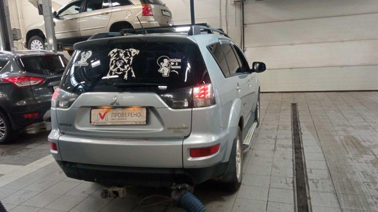 Mitsubishi Outlander, 2011 - вид 2