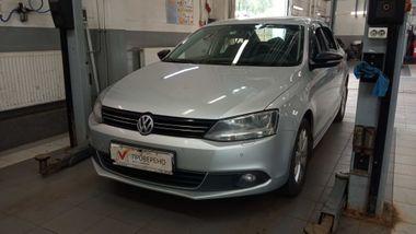 Volkswagen Jetta 2013 года, 205 694 км - вид 1