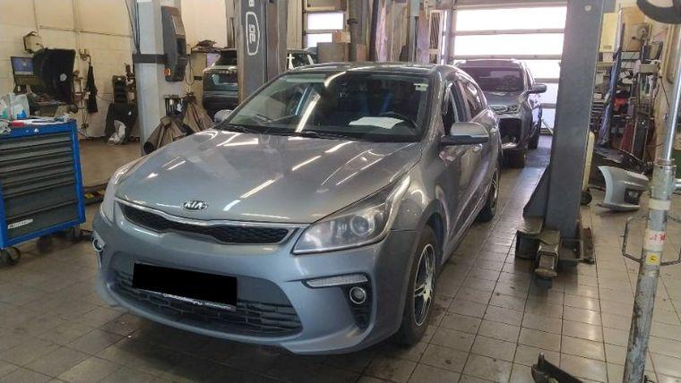 Kia Rio 2017 года, 136 387 км - вид 1