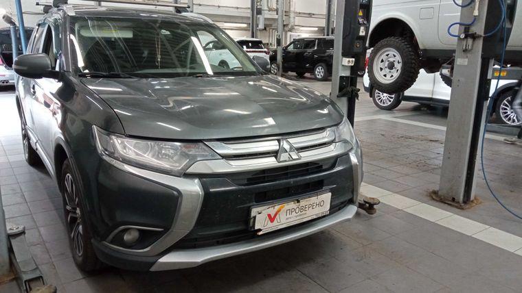 Mitsubishi Outlander 2018 года, 220 792 км - вид 2