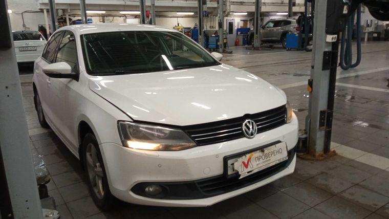 Volkswagen Jetta 2014 года, 157 365 км - вид 2