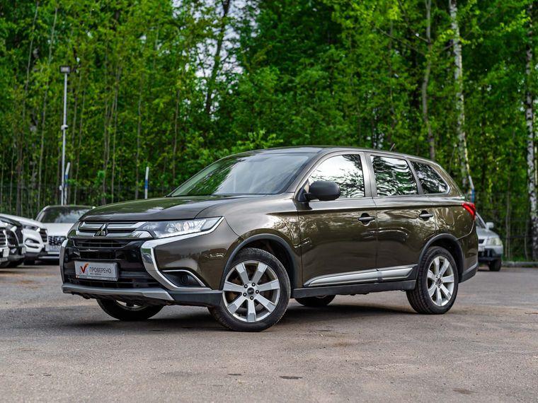 Mitsubishi Outlander 2015 года, 175 976 км - вид 1