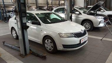 Skoda Rapid 2015 года, 386 060 км - вид 2