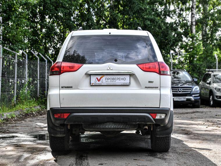 Mitsubishi Pajero Sport,  - вид 3