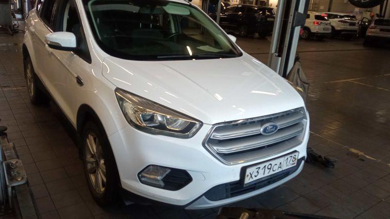 Ford Kuga,  - вид 1