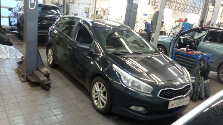 Kia Ceed 2013 года, 217 407 км - вид 2