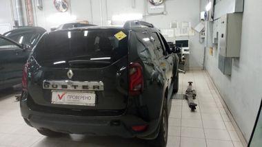 Renault Duster 2015 года, 115 048 км - вид 2