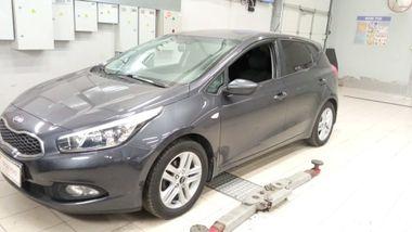 Kia Ceed 2014 года, 137 094 км - вид 1
