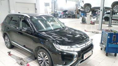 Mitsubishi Outlander 2019 года, 103 078 км - вид 2