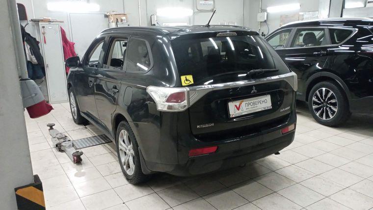 Mitsubishi Outlander,  - вид 3