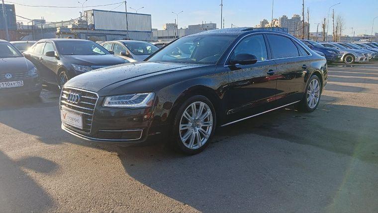 Audi A8, 2015