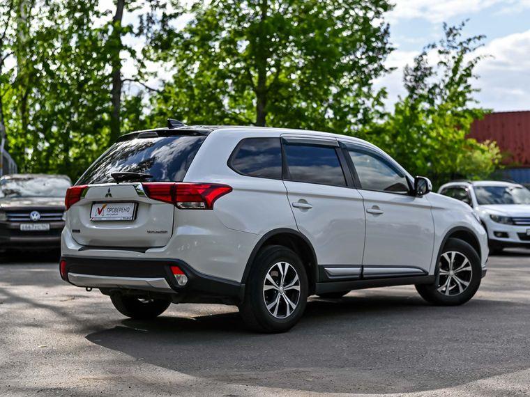 Mitsubishi Outlander 2018 года, 112 073 км - вид 2