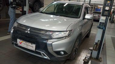 Mitsubishi Outlander 2021 года, 70 447 км - вид 1
