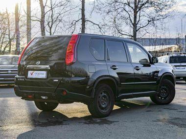 Nissan X-Trail 2010 года, 196 843 км - вид 2