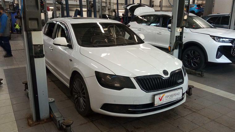 Skoda Superb 2014 года, 283 544 км - вид 2