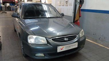 Hyundai Accent 2009 года, 220 000 км - вид 2
