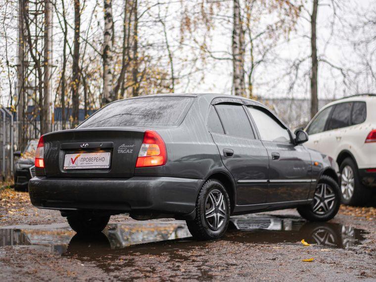 Hyundai Accent 2009 года, 220 000 км - вид 2