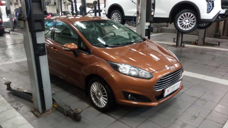 Ford Fiesta 2016 года, 180 000 км - вид 2