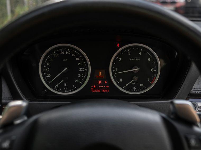 BMW X6,  - вид 4