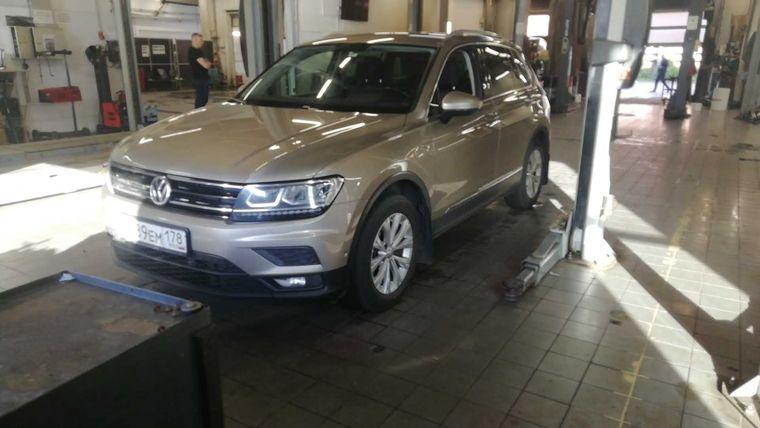 Volkswagen Tiguan 2017 года, 124 722 км - вид 1