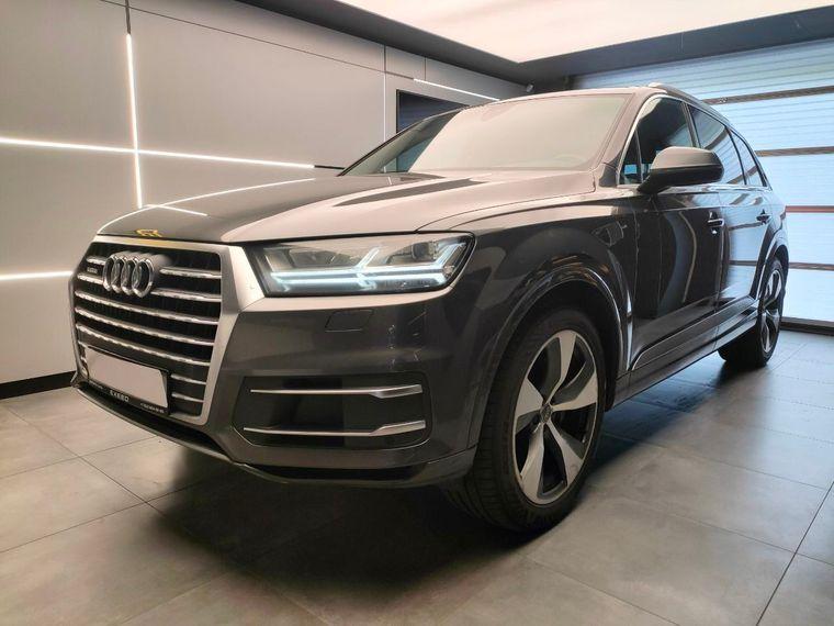 Audi Q7, 