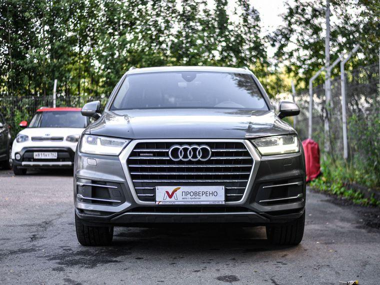 Audi Q7,  - вид 2