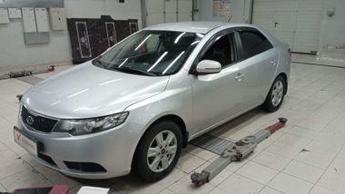 KIA Cerato 2012 года, 228 152 км - вид 1