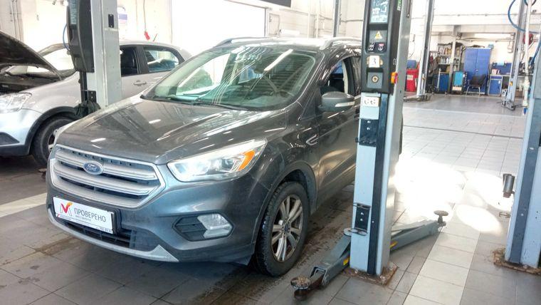 Ford Kuga 2017 года, 159 348 км - вид 1