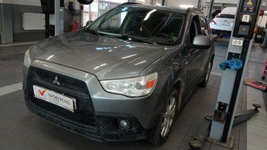 Mitsubishi ASX 2010 года, 325 306 км - вид 1