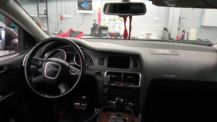 Audi Q7,  - вид 4