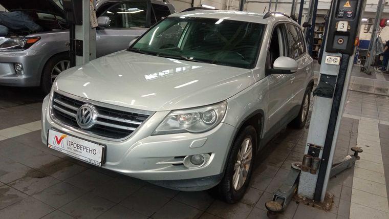 Volkswagen Tiguan 2011 года, 199 801 км - вид 1