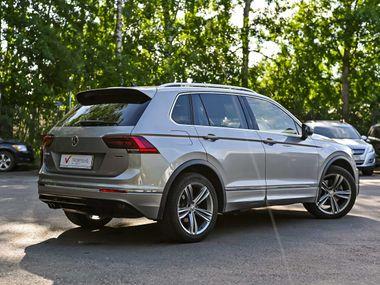 Volkswagen Tiguan 2018 года, 144 683 км - вид 2