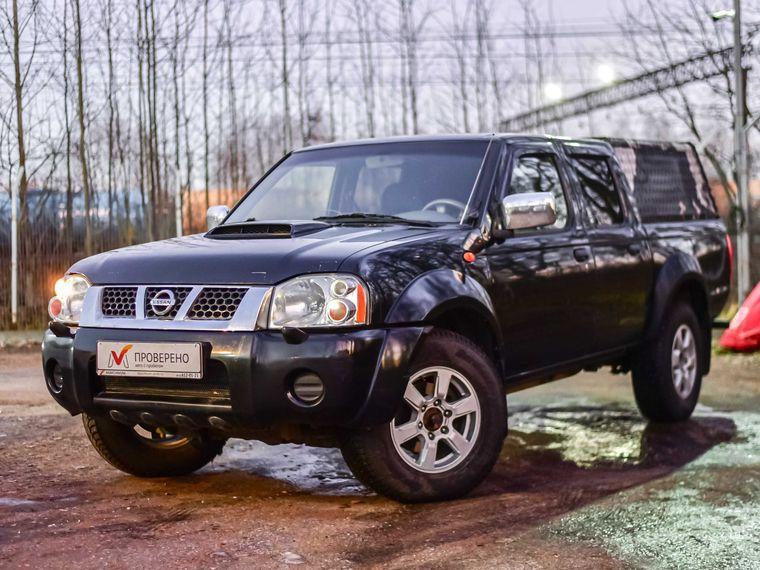 Nissan NP300 2013 года, 250 000 км - вид 1