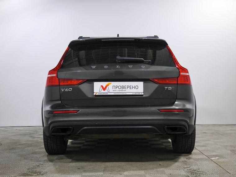 Volvo V60 Cross Country, 2020 - вид 4
