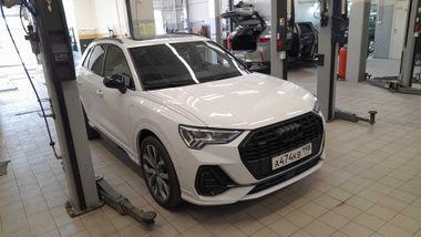 Audi Q3 2019 года, 89 873 км - вид 2