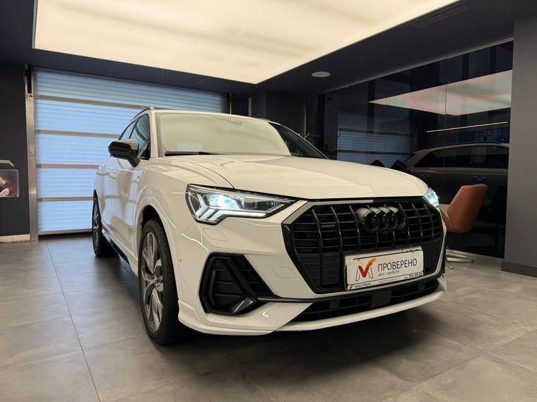 Audi Q3,  - вид 3