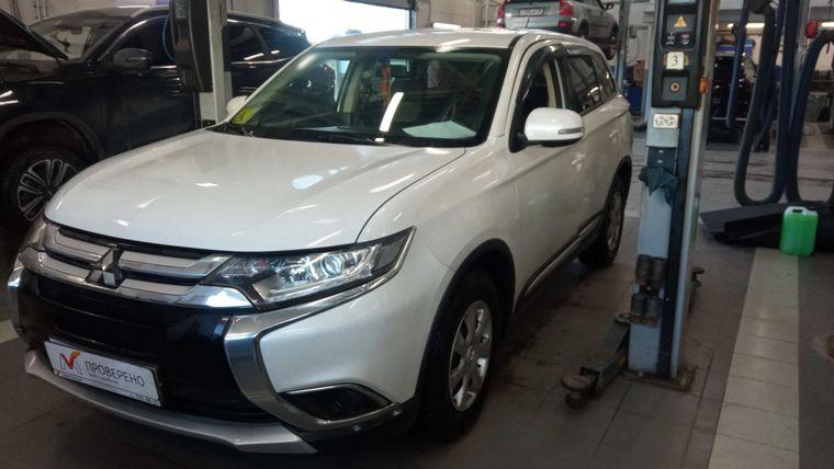 Mitsubishi Outlander 2016 года, 94 492 км - вид 1