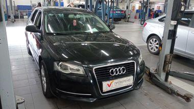 Audi A3 2012 года, 213 000 км - вид 2