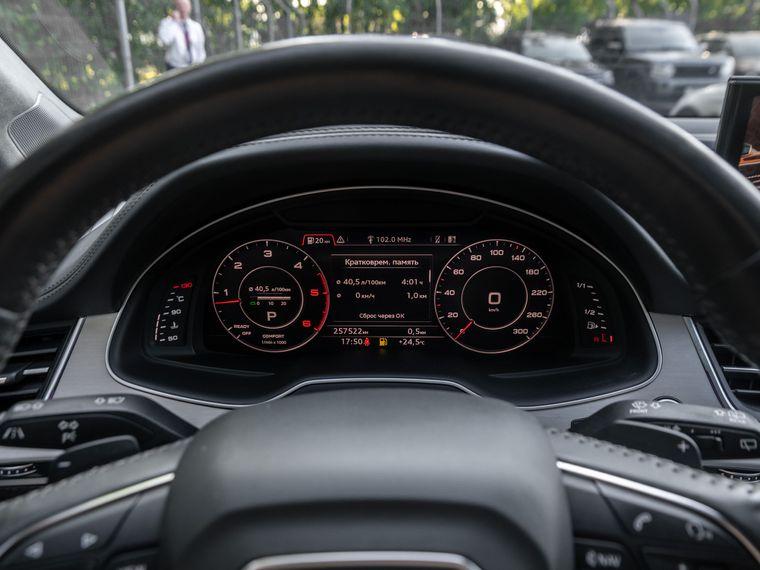 Audi Q7,  - вид 4