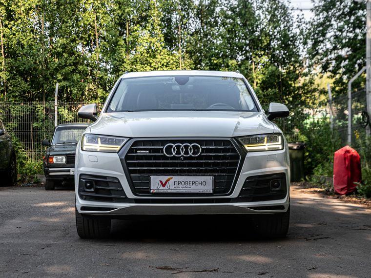 Audi Q7,  - вид 2