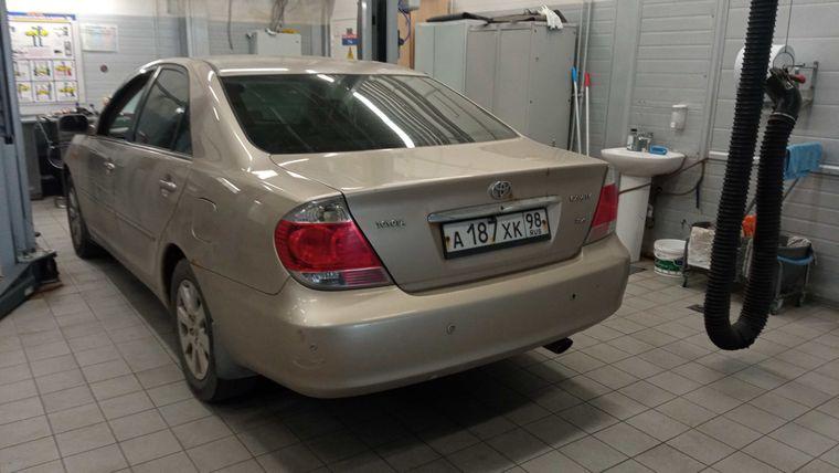 Toyota Camry,  - вид 3