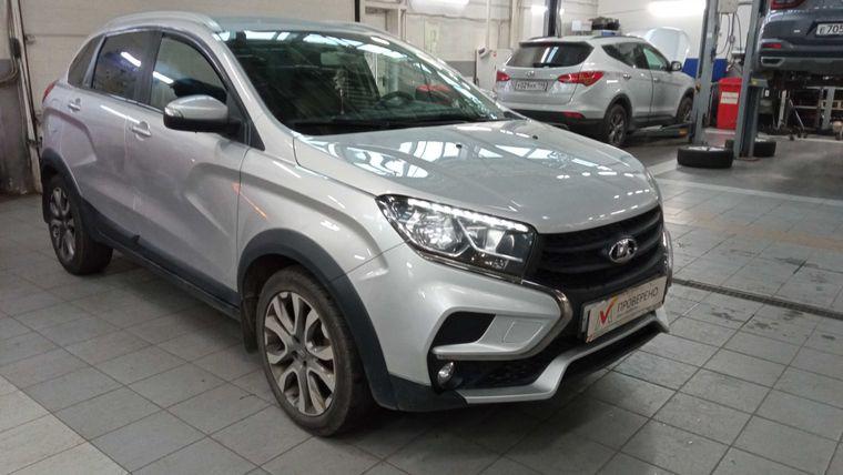 ВАЗ (LADA) XRAY Cross 2020 года, 76 512 км - вид 2
