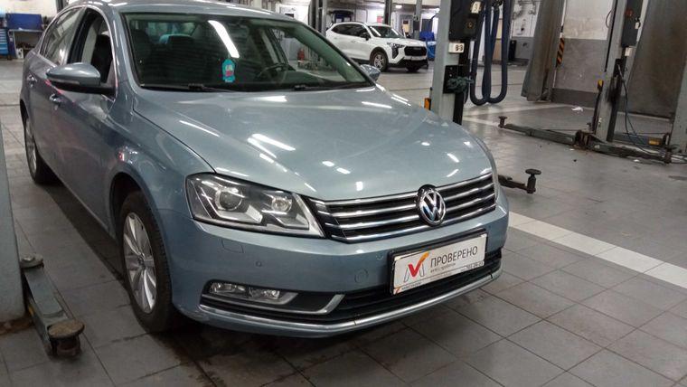 Volkswagen Passat 2013 года, 74 358 км - вид 2