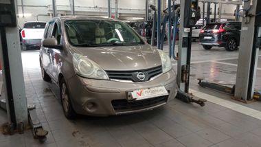Nissan Note 2011 года, 236 457 км - вид 2