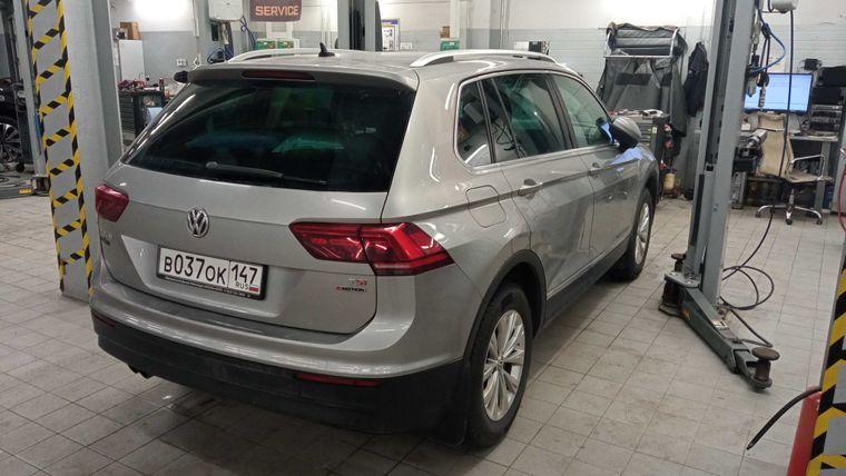 Volkswagen Tiguan, 2017 - вид 2